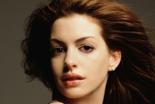 上海馥蘭朵眼科專家陳超群的獨(dú)特技藝揭秘