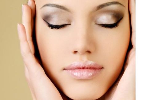 天津曹麗紅醫(yī)生的專業(yè)經(jīng)歷與去眼袋效果詳解