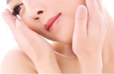 東莞雙眼皮醫(yī)生排名熱門對(duì)比！鄧錦華、林潔玉、張洋哪個(gè)值得推薦？2023最新價(jià)格解析！