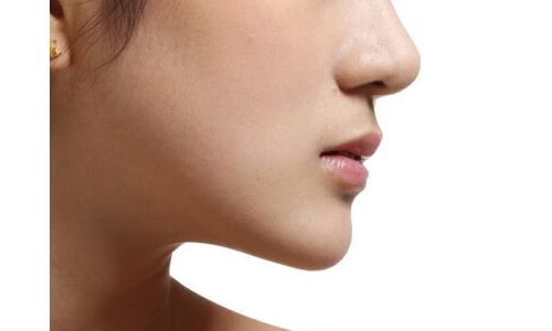 杜太超醫(yī)生的臨床實(shí)力和專(zhuān)業(yè)經(jīng)驗(yàn)有目共睹！突顯從業(yè)理念與技術(shù)精髓，暢聊最新隆鼻案例