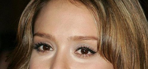 北京美胸經(jīng)驗分享！挑戰(zhàn)極限，張春彥脂肪豐胸心得揭秘