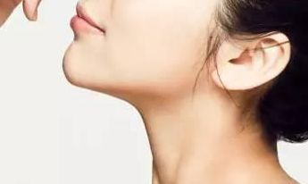 武漢人民醫(yī)院吳小蔚眼袋整形案例分析及效果評(píng)價(jià)