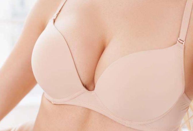 成都艾美薇醫(yī)療美容門(mén)診部醫(yī)生評(píng)價(jià)張玲專(zhuān)業(yè)水平不容忽視！看她令人驚嘆的隆鼻案例！