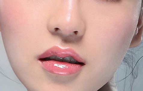 打造完美的假體豐胸：探討從切口、外形、質(zhì)感出發(fā)的竅門！