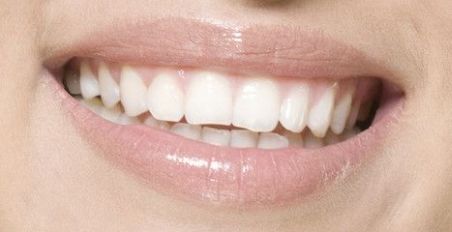 廣州隆胸專(zhuān)家排名榜，選誰(shuí)最好？深度剖析當(dāng)紅熱門(mén)五位醫(yī)師