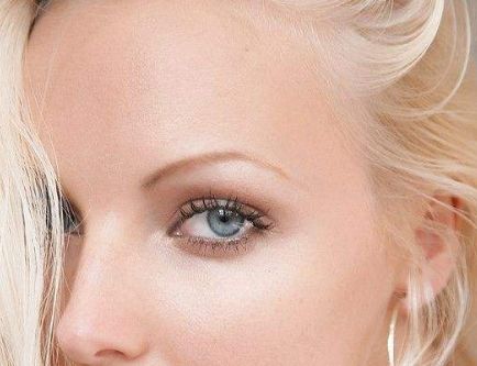 常冬青雙眼皮塑造，手術(shù)費(fèi)用如何？醫(yī)務(wù)人員推薦+真實(shí)案例分享