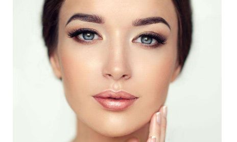 潘衛(wèi)峰與張敏，誰更適合你的整形需求？分享一起脂肪填充案例，揭示技術(shù)水平！