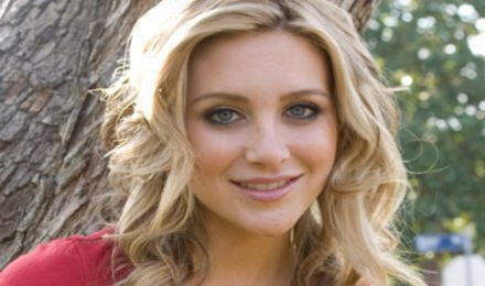 上海九院張盈帆如何實(shí)現(xiàn)雙眼皮手術(shù)？詳解真實(shí)案例圖！