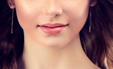 曹衛(wèi)剛脂肪面部填充手術秘辛及費用一覽