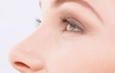 重慶申霄醫(yī)生雙眼皮整形費(fèi)用一覽和附屬第一醫(yī)院美容科技探秘