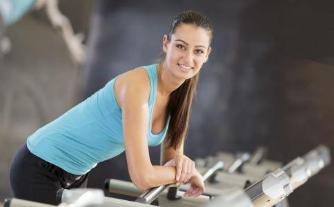 早晨晨跑需必吃何食物？