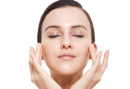 北京英煌脂肪填充可靠嗎？為何選擇英煌醫(yī)美進(jìn)行脂肪填充？