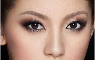 AngelaBaby的面容是否經(jīng)歷過整容？-揭秘真相