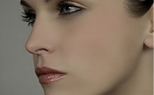 西安蓮湖瑞麗醫(yī)院醫(yī)學(xué)美容整形醫(yī)院醫(yī)生做哪些擅長項目？醫(yī)美整形專家有哪些推薦方案？