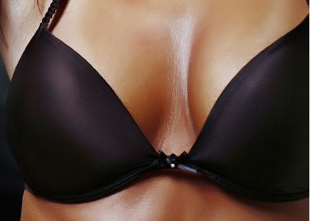 何智苑整容了嗎？揭秘她是否進(jìn)行了外貌改造！