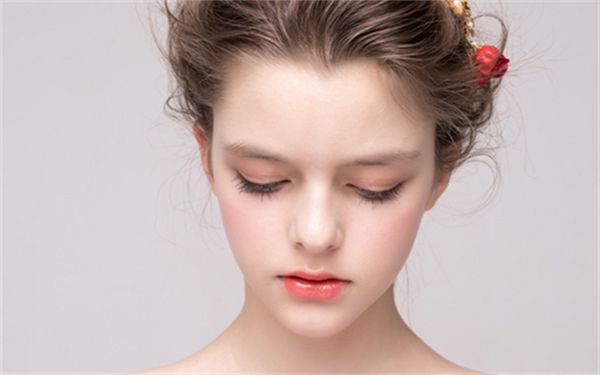 西安整容醫(yī)生橫評出圈，實(shí)力口碑跟蹤，專注技術(shù)不走極端！