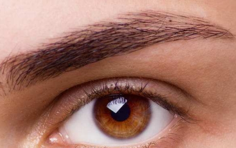 為什么黑眼圈出現(xiàn)嚴(yán)重？有哪些快速消除黑眼圈的方法？