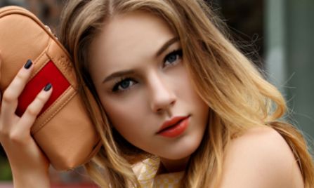 劉謙微調(diào)容貌之傳奇：窺探他的形象變遷