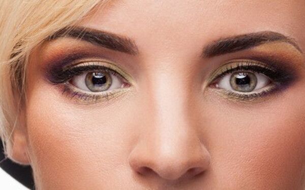 眼部手術(shù)術(shù)后一個(gè)月可進(jìn)行化妝嗎？術(shù)后需要注意些什么？