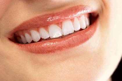 趙若語是誰？她的早期照片可以找到嗎？