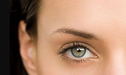 上海哪家醫(yī)院做眼皮下垂手術(shù)好，效果如何？