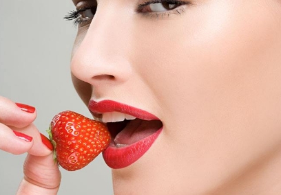 2023年上海著名唇部整形醫(yī)院排名榜前10強(qiáng)-高效填充膠原蛋白，讓嘴唇更美麗