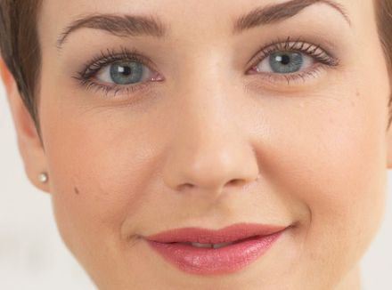 唐嫣的容顏變遷引發(fā)猜測，揭秘她演藝生涯中的形象變化