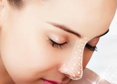 無錫哪家醫(yī)院祛眼袋好？咨詢無錫減齡整形專家