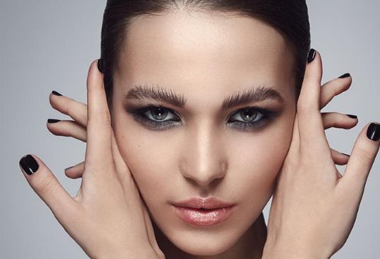 西安隆鼻前十強(qiáng)醫(yī)院技術(shù)實(shí)力大比拼，鼻整形效果哪個(gè)好？