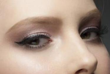 揭秘2023北京醫(yī)院解決眼袋紋問(wèn)題排行榜前10強(qiáng)