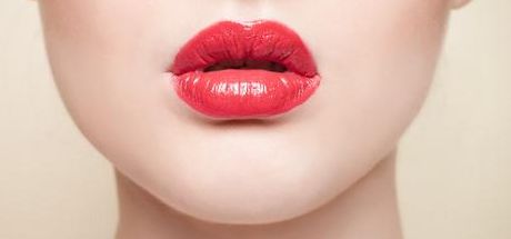 上海醫(yī)療美容哪家醫(yī)院好？專家推薦引領(lǐng)行業(yè)的醫(yī)療美容機(jī)構(gòu)有哪些？