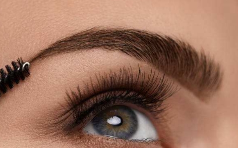 天生皮膚黑，有哪些方法能快速美白？