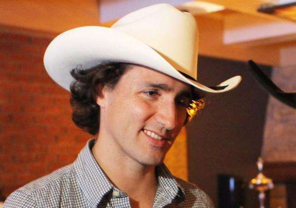 2023廈門(mén)整形美容醫(yī)院排名前10強(qiáng)，雙下巴整形反饋哪家好？