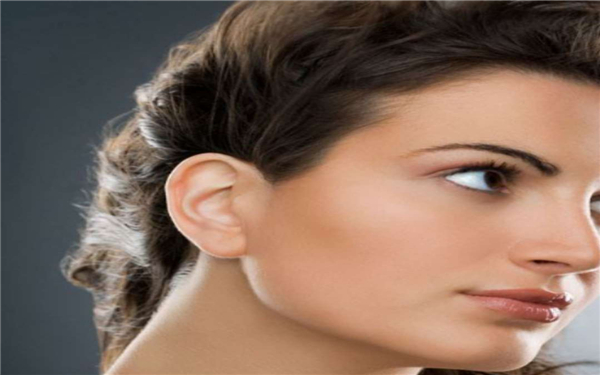 乳頭內陷修復有哪些風險？有什么矯正方法呢？