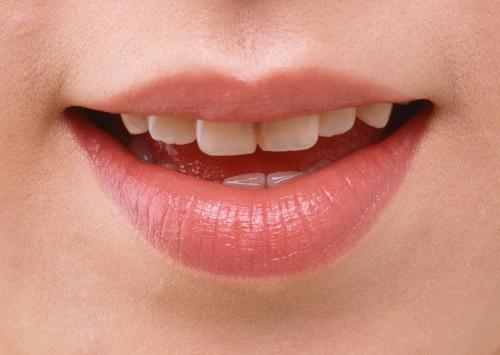 成都哪家醫(yī)院治療眼底紋凹陷效果更專業(yè)？預(yù)測2023年成都十家眼底紋凹陷填充整形醫(yī)院！