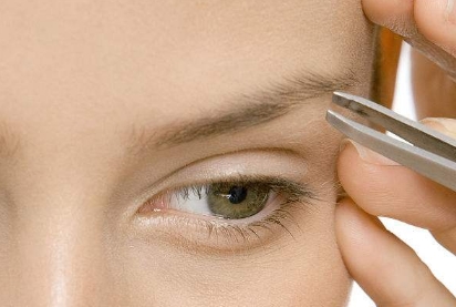 開外眼角手術(shù)后有風(fēng)險嗎？事后需注意什么？