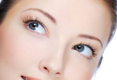 李金銘整容后的新面貌，成功吸引目光