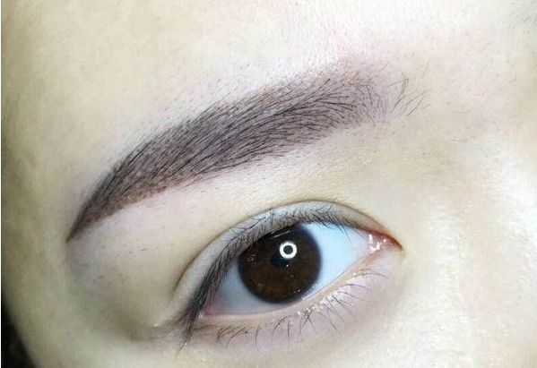 深圳隆鼻技術(shù)王牌，TOP6專家口碑震撼！