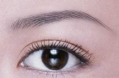 林云似乎在最近進(jìn)行了整容 - 這是真的嗎？