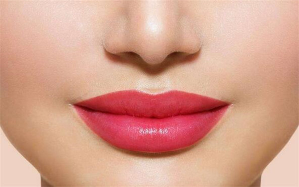 首都醫(yī)科大學附屬復興醫(yī)院的醫(yī)療整形外科特色項目和醫(yī)生團隊如何獲取一鍵？