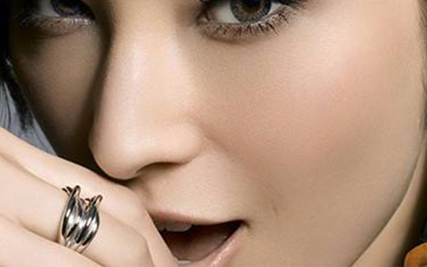 愛拉絲提玻尿酸術后是否會發(fā)生移位？