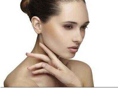 夏季做雙眼皮手術(shù)傷口易感染嗎？