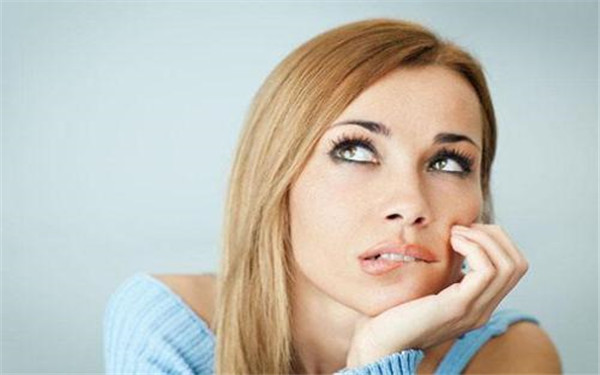 上海九院眼袋外切手術(shù)費(fèi)用高嗎？如何選擇更適合自己的外切手術(shù)方式？