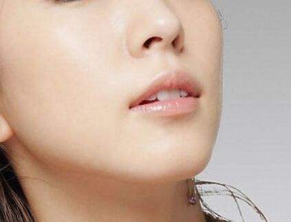 如何修復(fù)鼻翼缺損？手術(shù)方法及費(fèi)用詳情