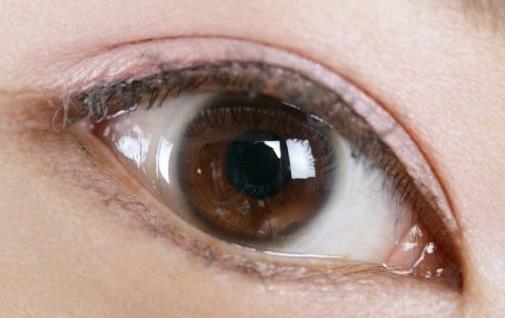 馬伊琍胸下垂照片曝光，真的是網(wǎng)友爭議的焦點嗎？她如何回應(yīng)大家的評價呢？