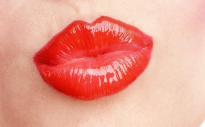 金喜善整容前有何模樣？整形項(xiàng)目涉及哪些部位？