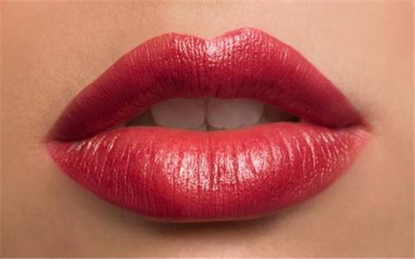 西安美立方美容整形醫(yī)院的特色項(xiàng)目有哪些？他們的醫(yī)生團(tuán)隊(duì)如何一鍵獲取呢？