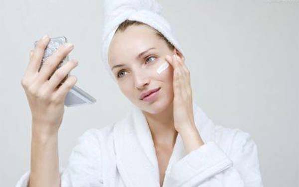 熱瑪吉緊膚要多少錢？?jī)?yōu)點(diǎn)是什么？會(huì)有什么并發(fā)癥？篇幅過短，具體內(nèi)容有待完善。