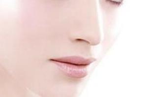 珠海萊茵整形醫(yī)院的整形手術(shù)醫(yī)生可靠嗎？值得選擇嗎？醫(yī)院有哪些項(xiàng)目推薦？