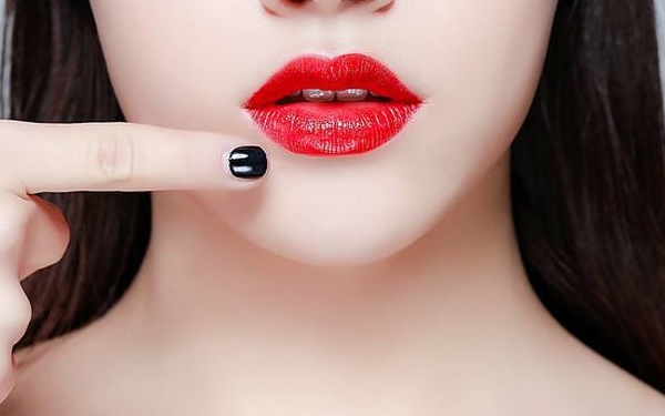 鼻頭鼻翼縮小術(shù)的價(jià)格是多少？讓你的鼻子更精致，你知道多少？